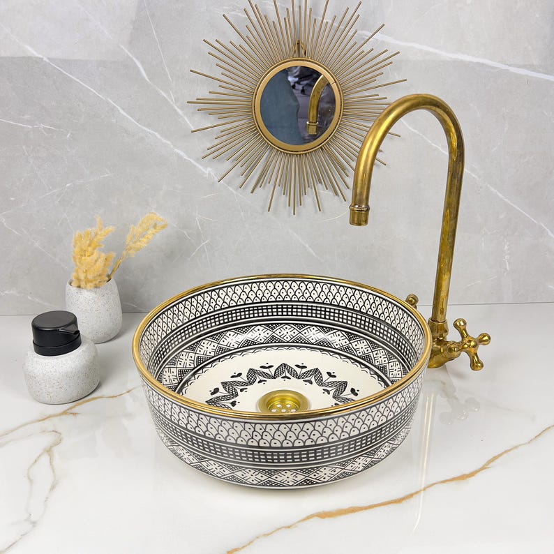 Königliches marokkanisches Becken – 14 Karat Goldrand Nr. 212