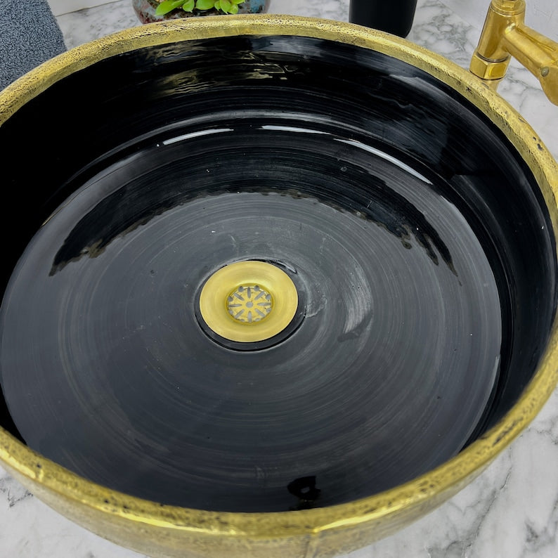 Marokkanisches Waschbecken mit Messingumrandung #150