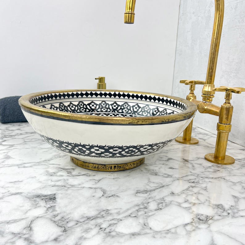 Moroccan Sink with brass rim #153