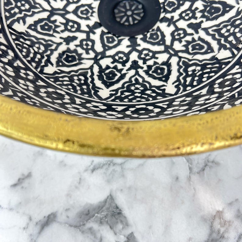 Moroccan Sink with brass rim #153