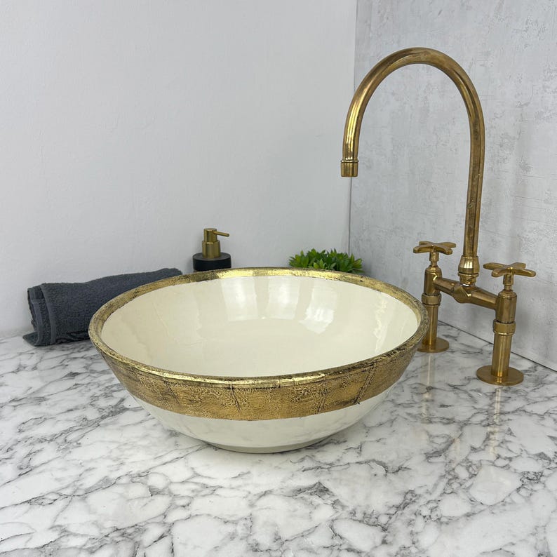 Moroccan Sink with brass rim #157