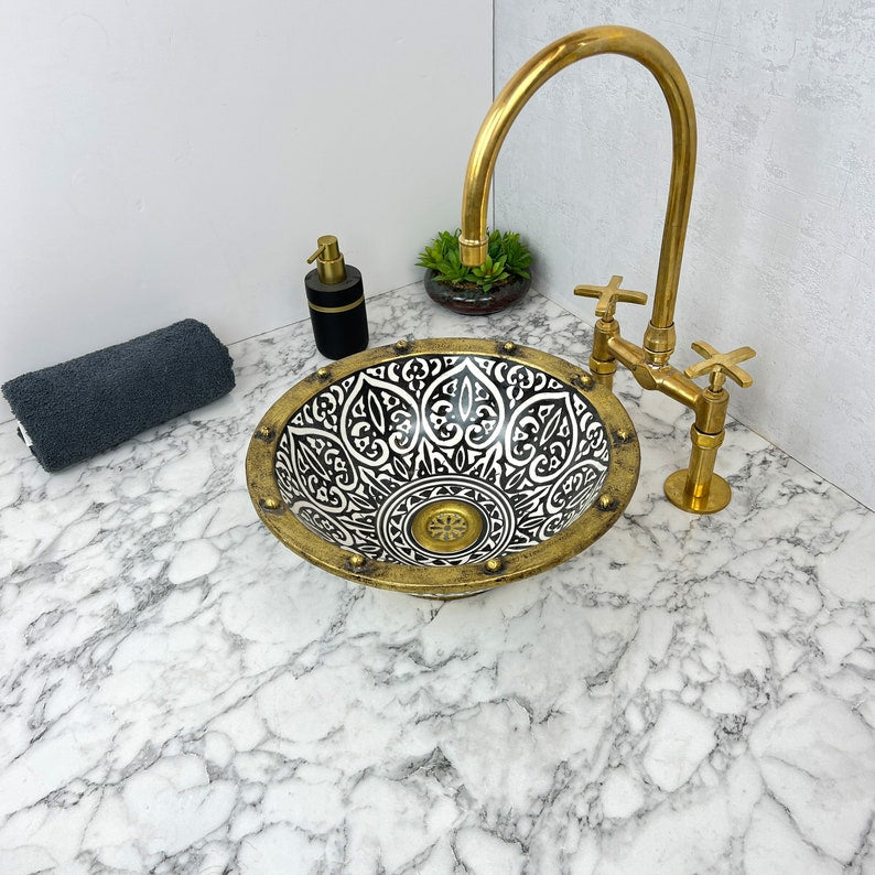 Moroccan Sink with brass rim #155