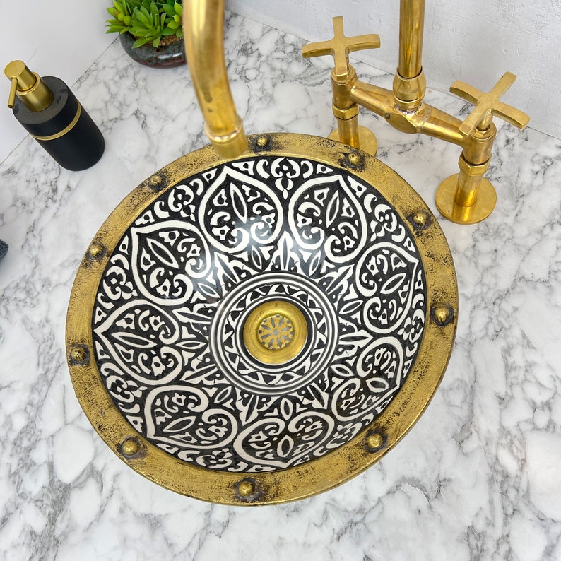 Moroccan Sink with brass rim #155