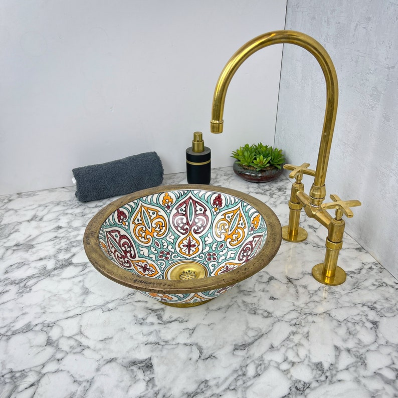 Moroccan Sink with brass rim #154