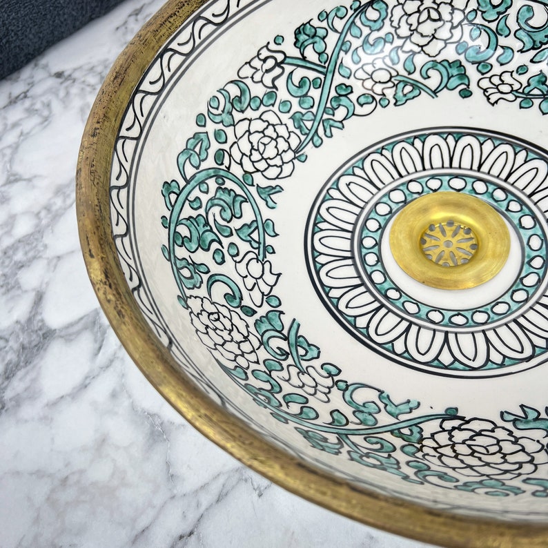 Moroccan Sink with brass rim #156