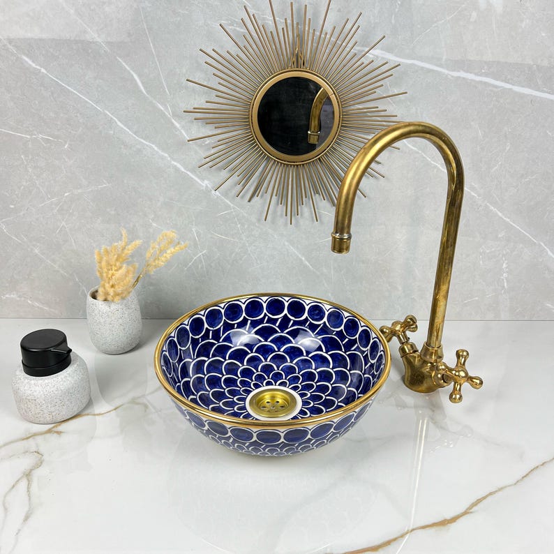 Königliches marokkanisches Becken – 14 Karat Goldrand Nr. 226