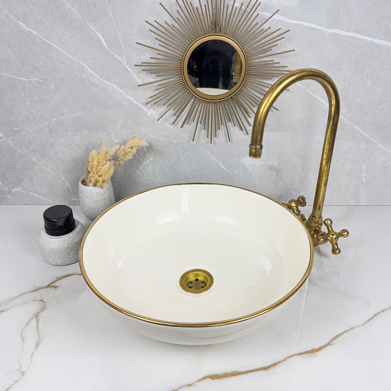 Königliches marokkanisches Becken – 14 Karat Goldrand Nr. 211