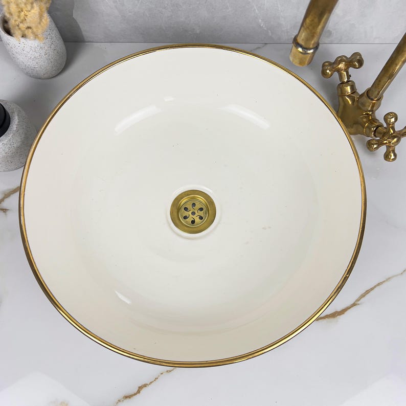 Königliches marokkanisches Becken – 14 Karat Goldrand Nr. 211