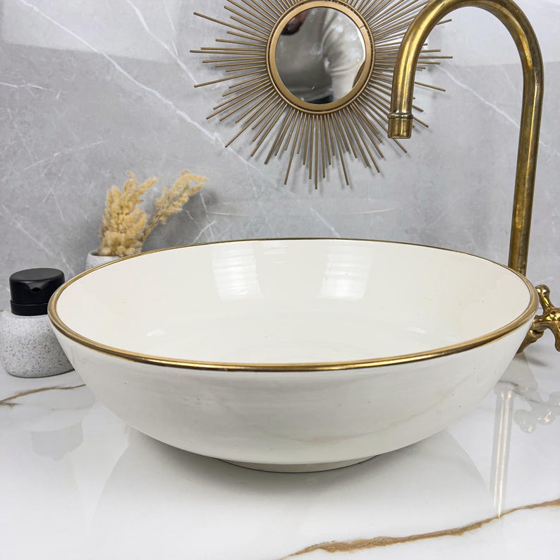 Königliches marokkanisches Becken – 14 Karat Goldrand Nr. 211