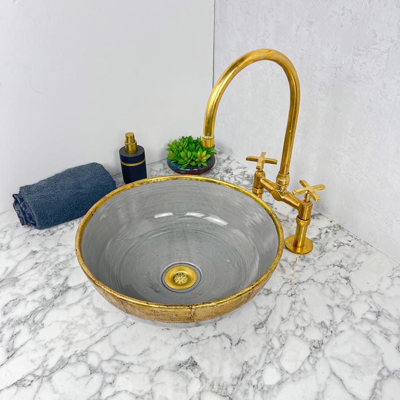 Moroccan Sink with brass rim #55B