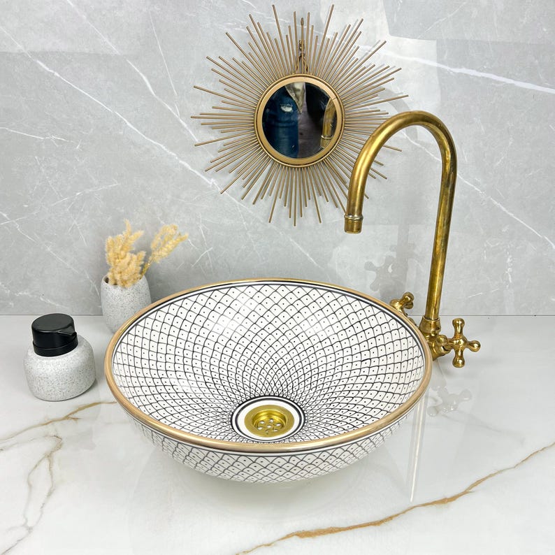 Königliches marokkanisches Becken – 14 Karat Goldrand Nr. 222