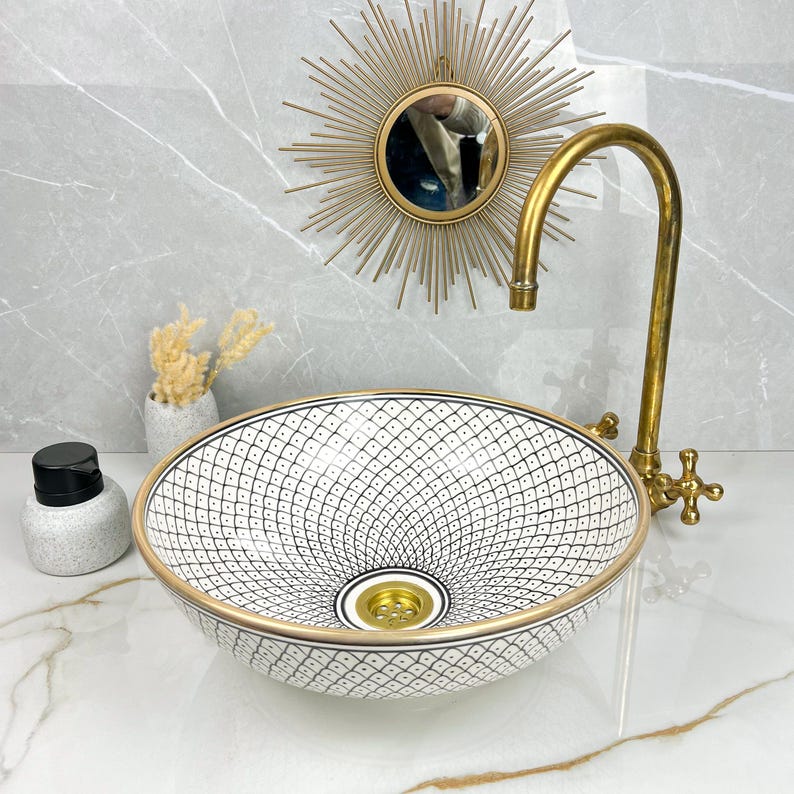 Königliches marokkanisches Becken – 14 Karat Goldrand Nr. 222